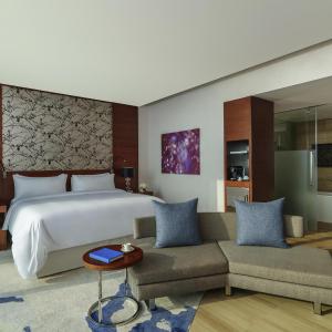Fairmont Gold Vista Suite - Smoking