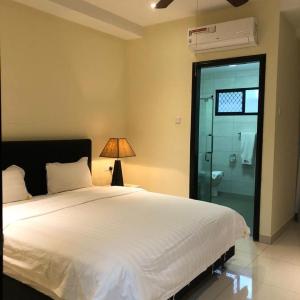 Standard Double or Twin Room with Garden View