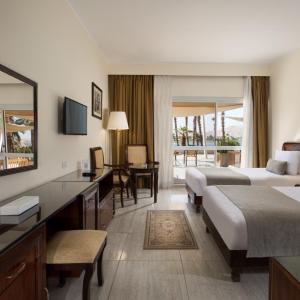 Deluxe Room with Nile View
