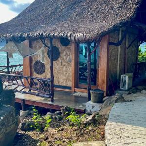 Numnoi Air-Condition with outside bathroom