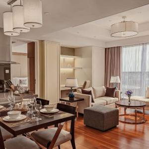 One-Bedroom Suite
