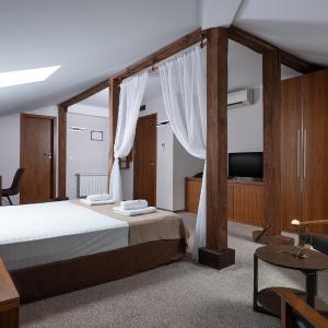 Double Room - Attic
