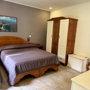 Economy Family Room