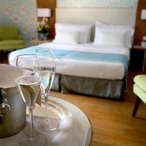 Junior Suite with Lake View