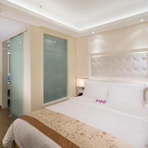 Club Double or Twin Room