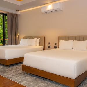 Premium Quadruple Room