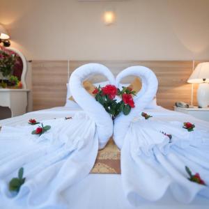 Deluxe Double or Twin Room with City View