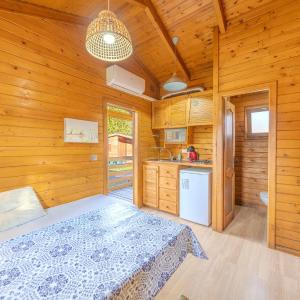 Bungalow (4 Adults)