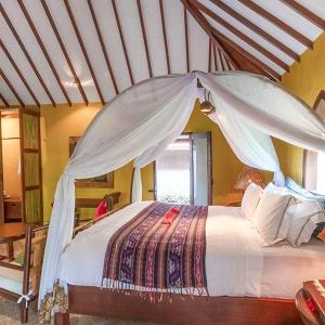 Kampong Lombok Bungalow with Free Signature Daily Afternoon Tea