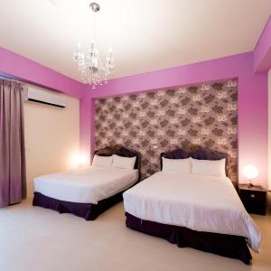 Deluxe Double or Twin Room with City View
