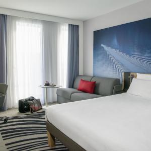 Superior Room with One Double Bed and One Sofa
