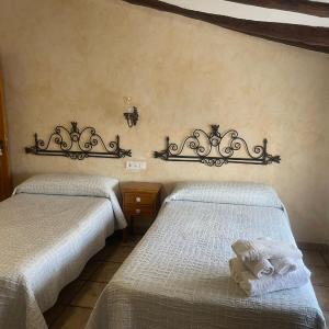 Twin Room with Private Bathroom