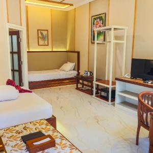 Deluxe Triple Room