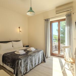 Two-Bedroom Apartment with Sea View