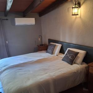 Twin Room with Terrace and Private Bathroom