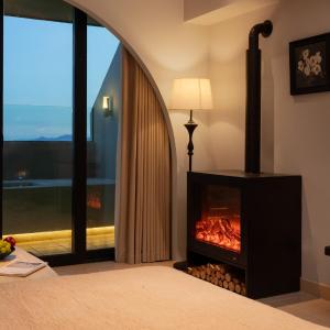 King Room with Balcony