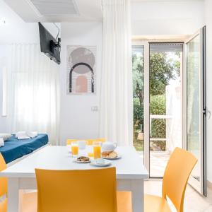 Studio with Garden View