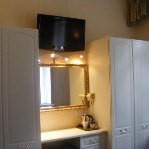 Two-Bedroom Family Apartment