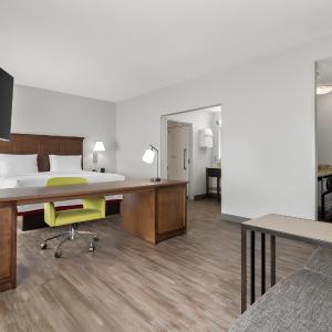 King Studio Suite - Non Smoking