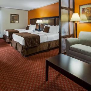Suite with Two Queen Beds - Non-Smoking