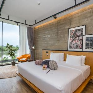 2 Bedroom Fallingwater Pool Villa