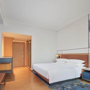 Deluxe King, Ocean View, Balcony