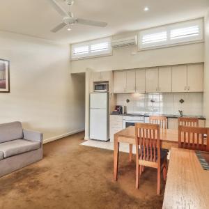 Two-Bedroom Deluxe Apartment