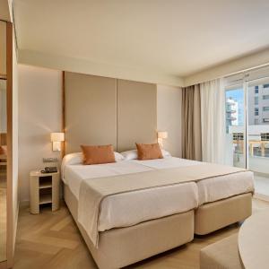 Suite with Pool View