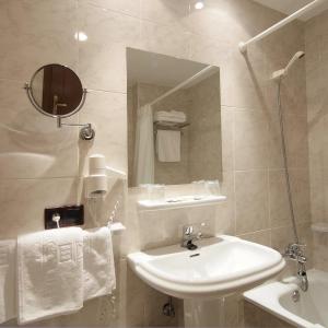 Double or Twin Room with Extra Bed