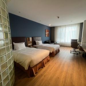 Standard Twin Room with Two Twin Beds
