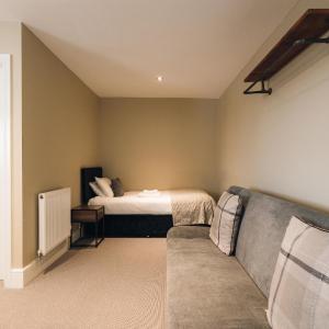 Double or Twin Room with Private Bathroom