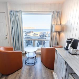 Queen Room with Sea View