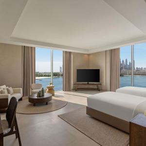 Executive  Grand King Suite Penthouse