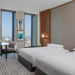 Twin Room with City View