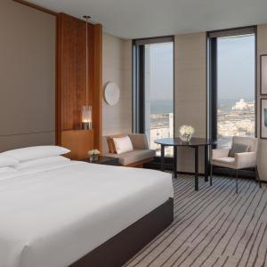 King Room with City View