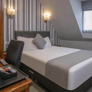 Standard Double Room - Non-Smoking