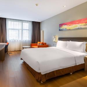 Standard King Room with Mini-bar