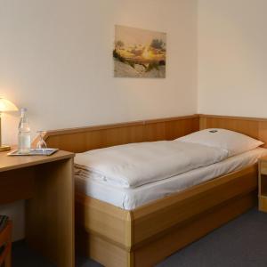 Single Room with Private Bathroom