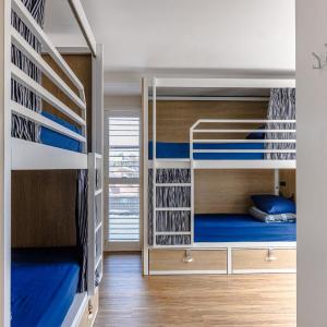 Bed in 6-Bed Mixed Dormitory Room (18-39 years only)
