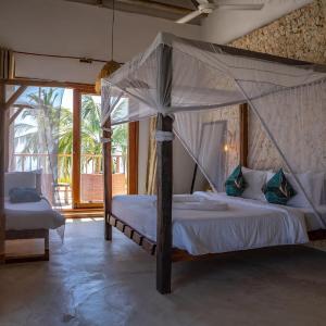 Villa - Beach Front
