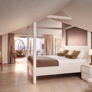 Studio with Sea View