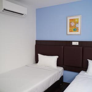 Standard Twin Room -  No Window