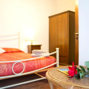 One-Bedroom Apartment (Il Bosco)