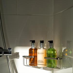 Twin Room with Shower