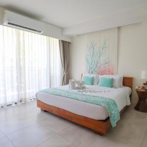 Deluxe Double or Twin Room with Balcony
