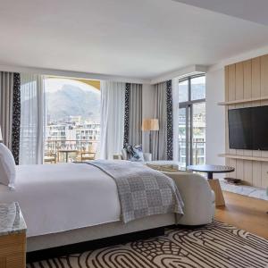 1 Bedroom Marina Suite