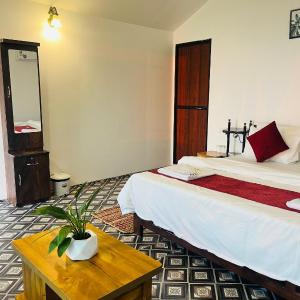 Deluxe Suite with Sea View