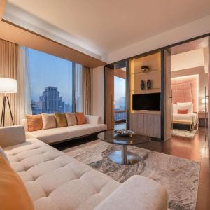 Three-Bedroom Suite with Executive Lounge Access