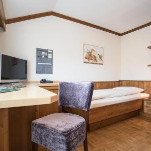 Economy Single Room