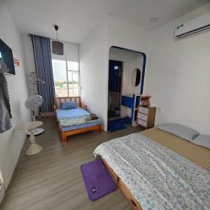 Twin Room with City View